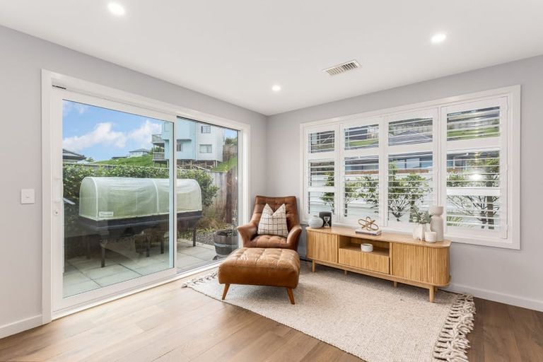 Photo of property in 179 Navigation Drive, Whitby, Porirua, 5024