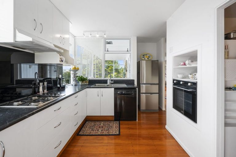 Photo of property in 43 Lytton Street, Glenholme, Rotorua, 3010