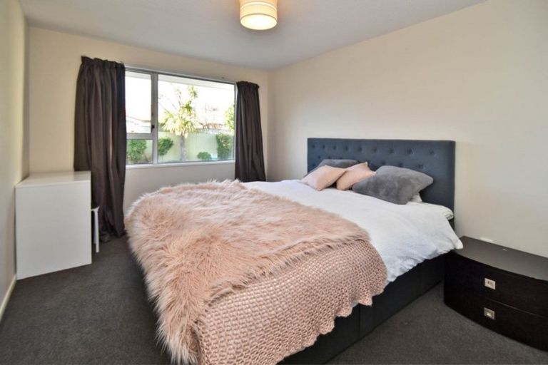 Photo of property in 2/498 Linwood Avenue, Woolston, Christchurch, 8062