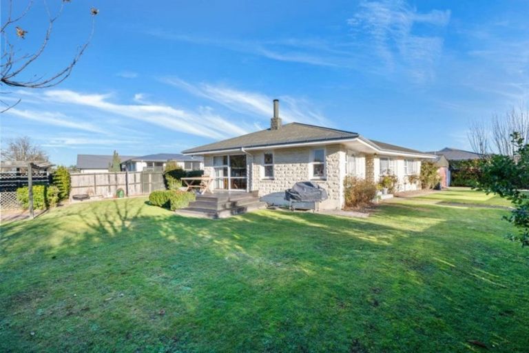 Photo of property in 9 Stretton Street, Bishopdale, Christchurch, 8053