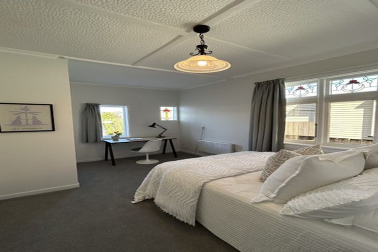 Photo of property in 36 Stone Street, Miramar, Wellington, 6022