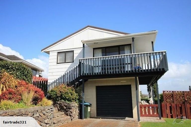 Photo of property in 16 Bellevue Road, Brookfield, Tauranga, 3110