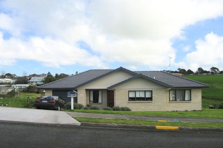 Photo of property in 12 Bellbird Crescent, Dargaville, 0310