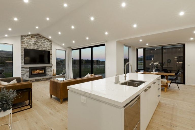 Photo of property in 75 Stone Drive, Cromwell, 9384