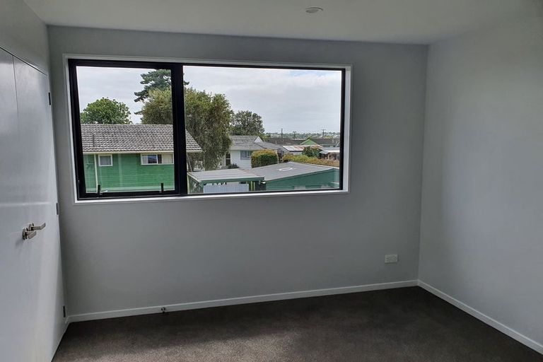 Photo of property in 15 Ivy Nola Way, Henderson, Auckland, 0612