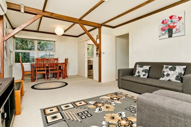 Photo of property in 1/178 Archers Road, Glenfield, Auckland, 0629