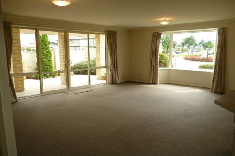 Photo of property in 83 Bibiana Street, Aidanfield, Christchurch, 8025