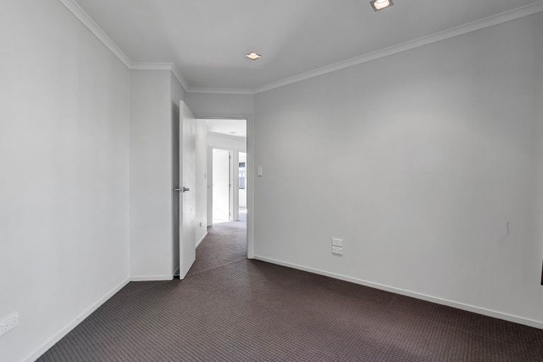 Photo of property in 40 Montague Grove, Stratford, 4332