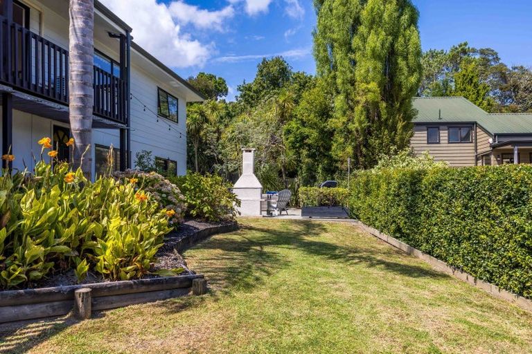 Photo of property in 60 Gatman Street, Birkdale, Auckland, 0626