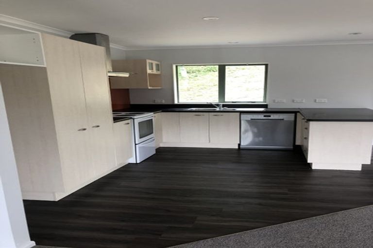 Photo of property in 16 Sams Way, Raumati South, Paraparaumu, 5032