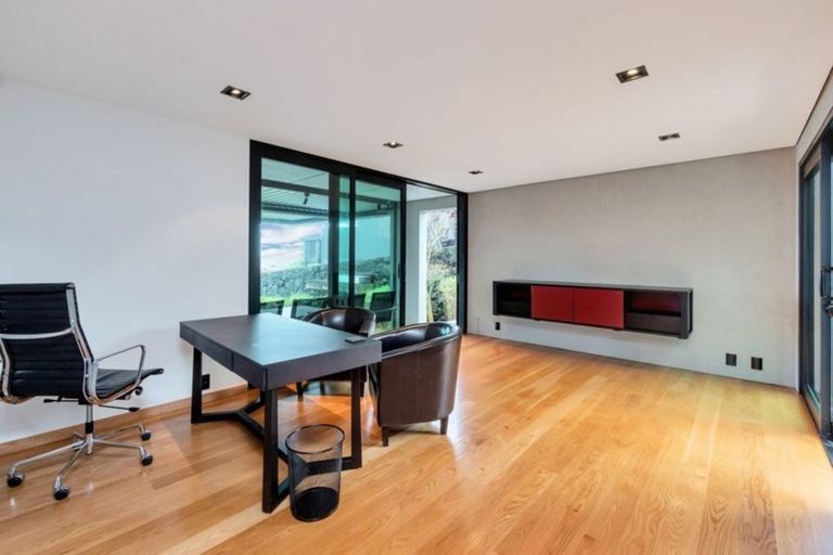 Photo of property in 51 Pacific Parade, Army Bay, Whangaparaoa, 0930