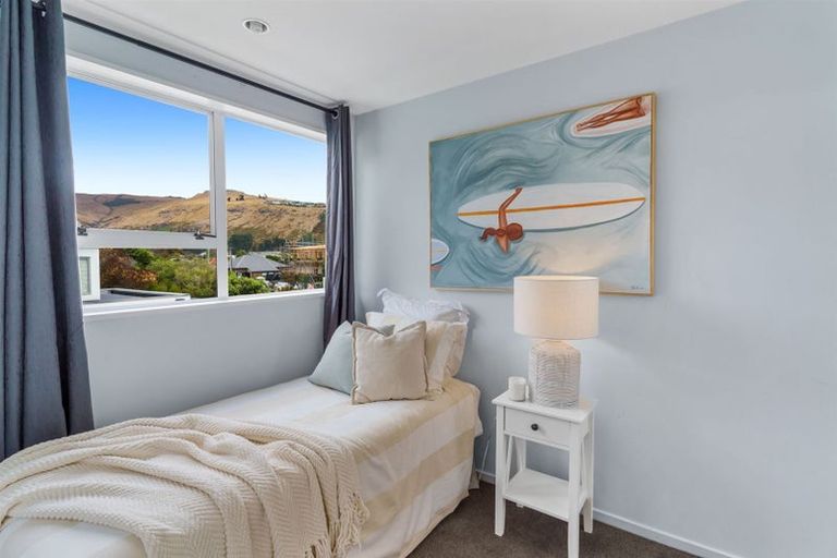 Photo of property in 7/3 Head Street, Sumner, Christchurch, 8081