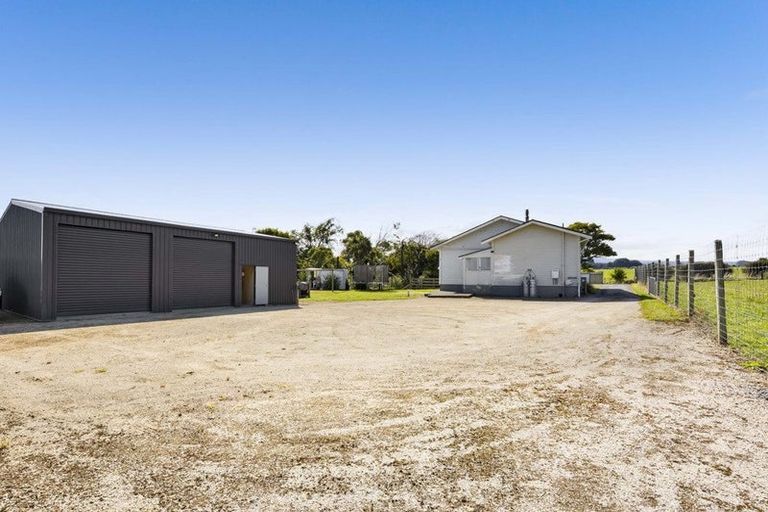 Photo of property in 1491 Eltham Road, Kaponga, Hawera, 4679