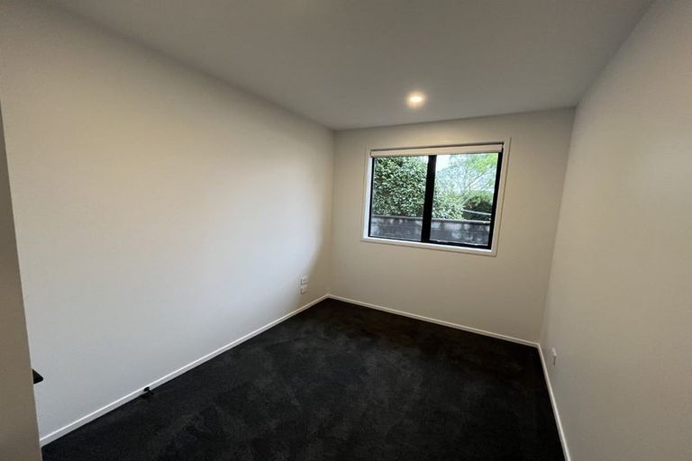 Photo of property in 3b Turehu Street, Merrilands, New Plymouth, 4312
