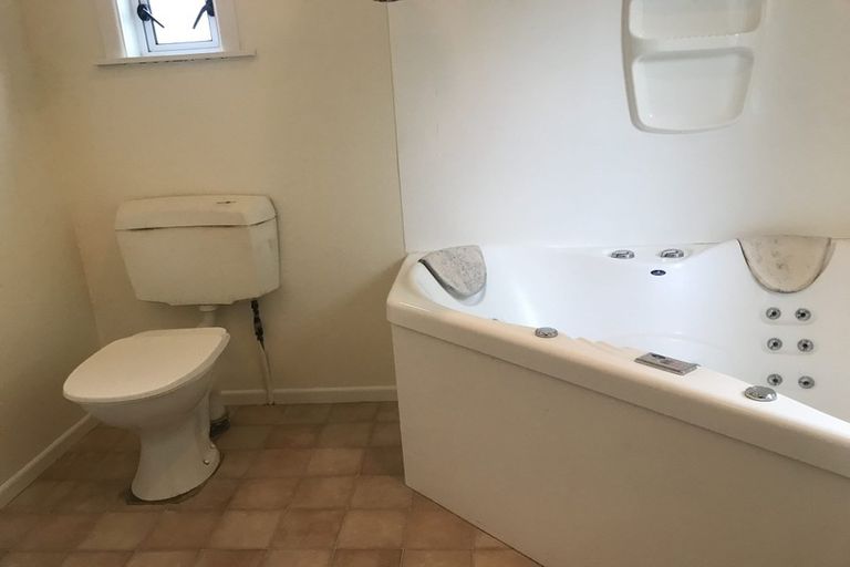 Photo of property in 270 Waterloo Road, Waterloo, Lower Hutt, 5011