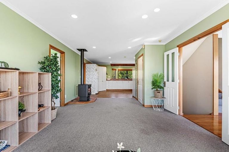 Photo of property in 43 Thelma Place, Lynmore, Rotorua, 3010