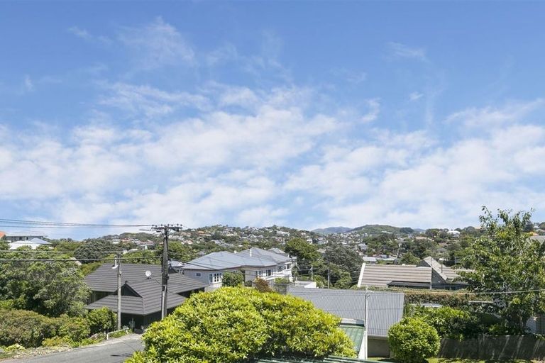 Photo of property in 19a Omar Street, Khandallah, Wellington, 6035