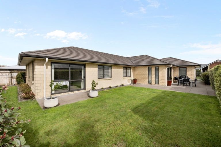 Photo of property in 40 Penetaka Heights, Pyes Pa, Tauranga, 3112
