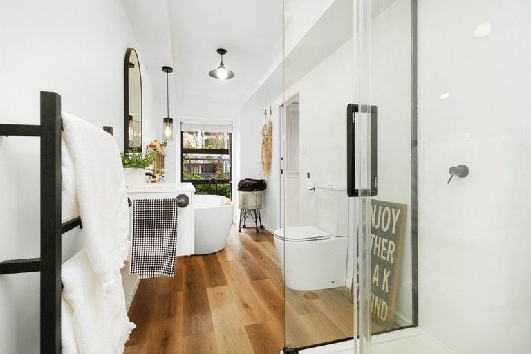 Photo of property in 111a Johnsons Road, Whitemans Valley, Upper Hutt, 5371