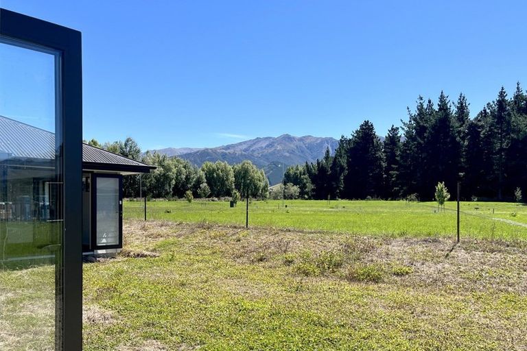 Photo of property in 2 Balfour Way, Hanmer Springs, 7334