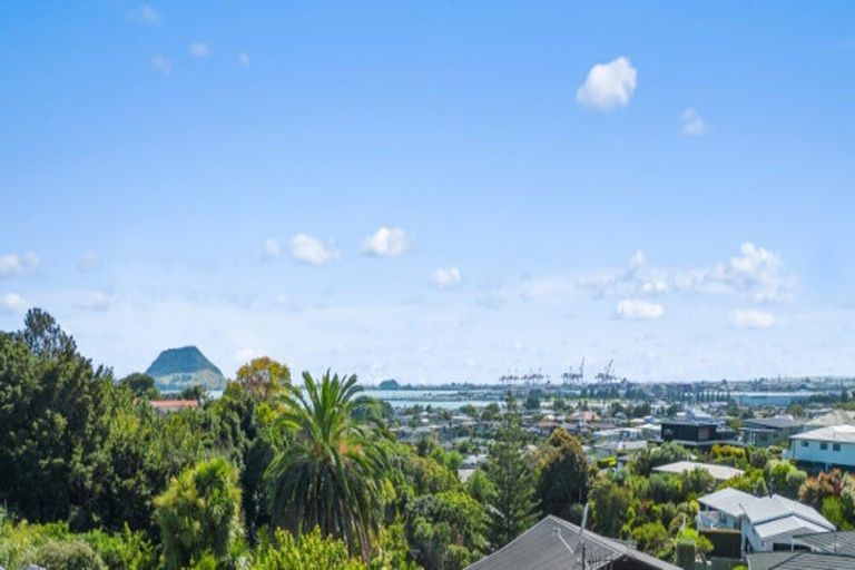 Photo of property in 9a Karaka Road, Otumoetai, Tauranga, 3110