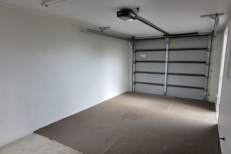 Photo of property in 18 Sinclair Street, Ebdentown, Upper Hutt, 5018