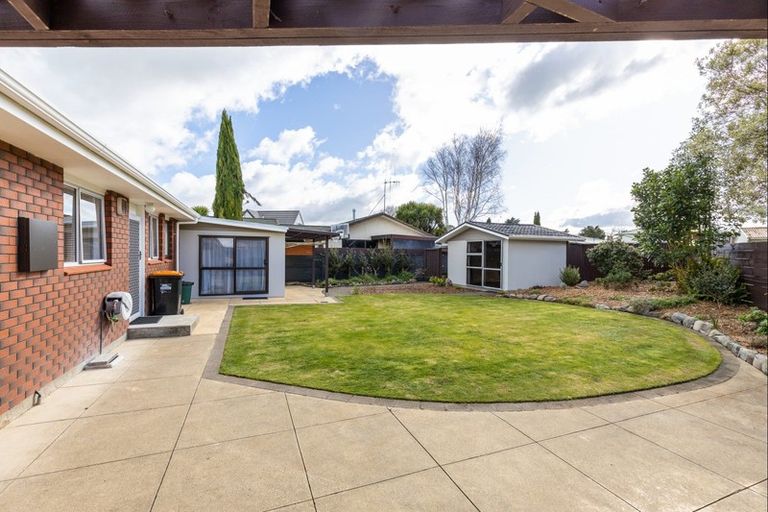 Photo of property in 6 Humphries Place, Awapuni, Palmerston North, 4412