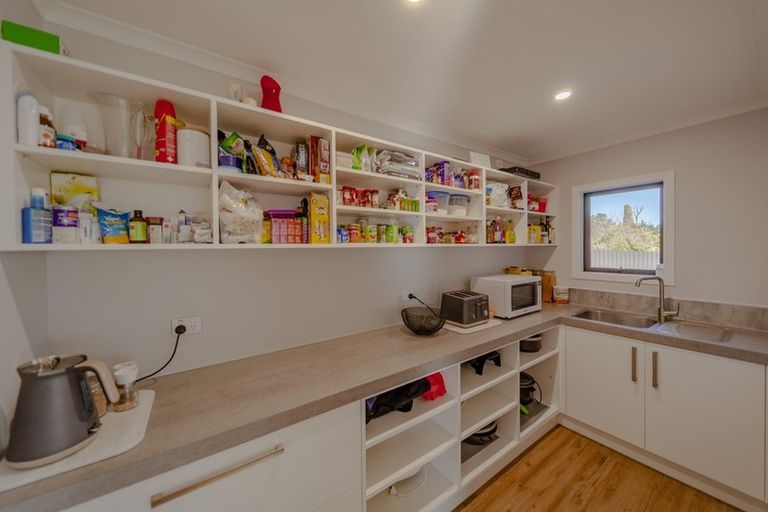 Photo of property in 10 Apatu Place, Waipukurau, 4200