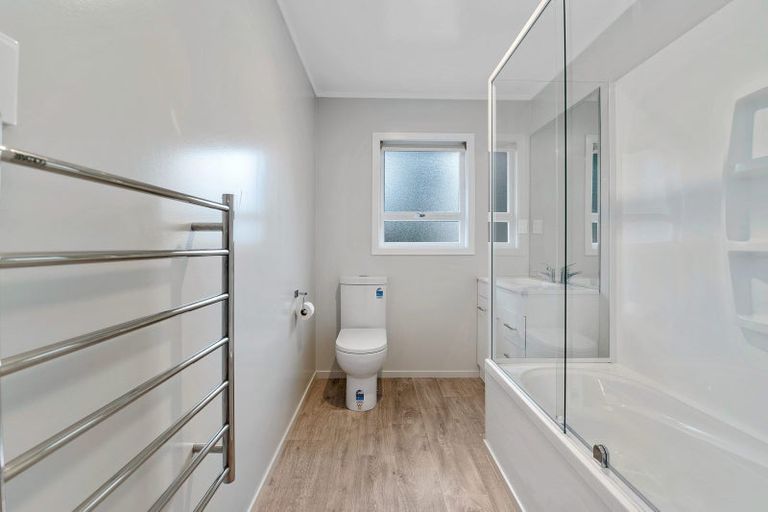 Photo of property in 61 Fairview Road, Western Heights, Rotorua, 3015