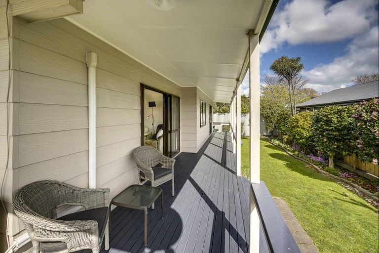 Photo of property in 2/22 Church Road, Taradale, Napier, 4112