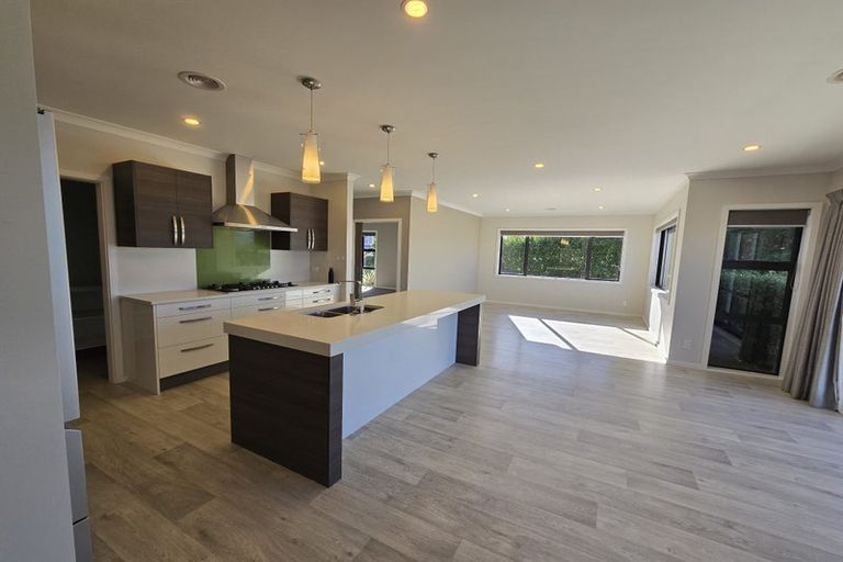 Photo of property in 116 Endeavour Drive, Whitby, Porirua, 5024