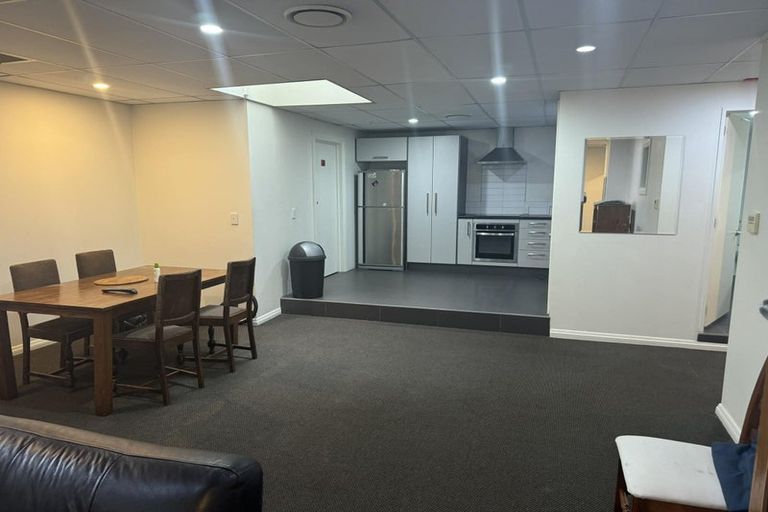 Photo of property in Accommodation Central, 2l/219 Willis Street, Te Aro, Wellington, 6011