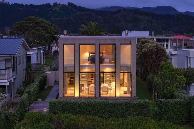 Photo of property in 220b Beverley Terrace, Whangamata, 3620