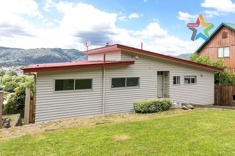 Photo of property in 7b Gurney Road, Kelson, Lower Hutt, 5010