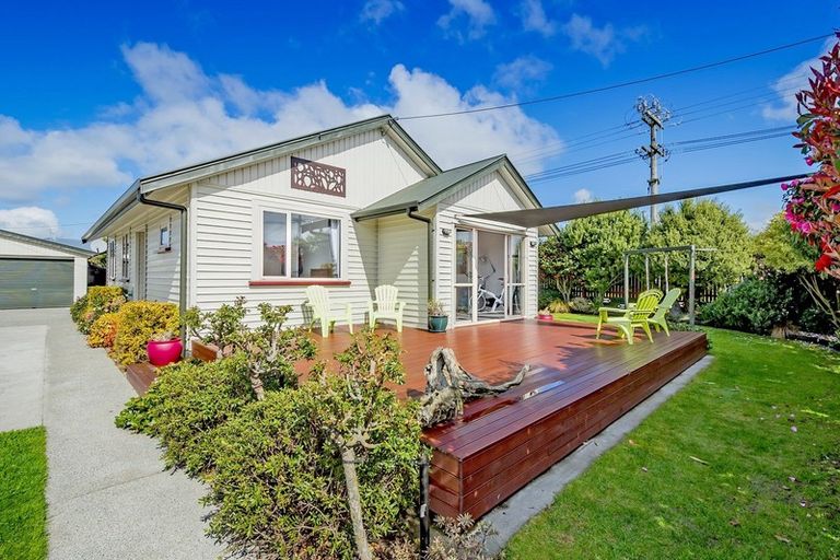 Photo of property in 19 Riwai Street, Templeton, Christchurch, 8042