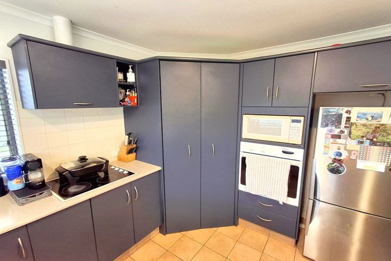 Photo of property in 32 Katerini Grove, Papamoa Beach, Papamoa, 3118