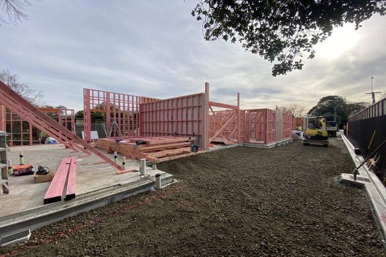 Photo of property in 64 Opawa Road, Waltham, Christchurch, 8023