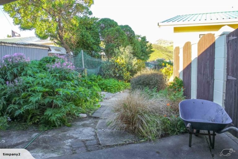 Photo of property in 14 Lake Terrace Road, Little River, 7591