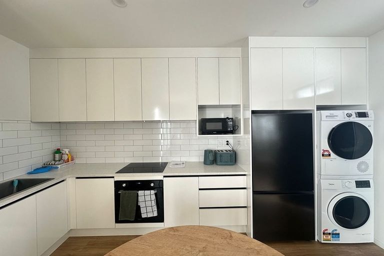 Photo of property in 4e Jutland Road, Pukekohe, 2120