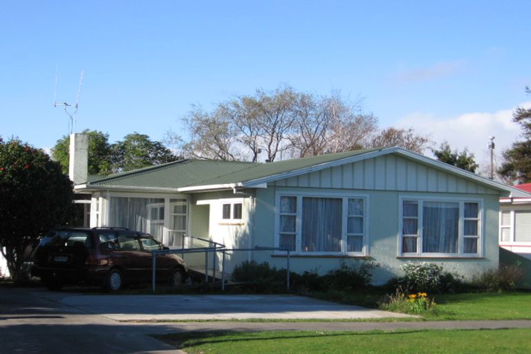 Photo of property in 3 Ruha Street, West End, Palmerston North, 4412