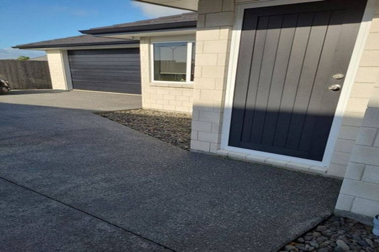 Photo of property in 330a Grenada Street, Papamoa Beach, Papamoa, 3118