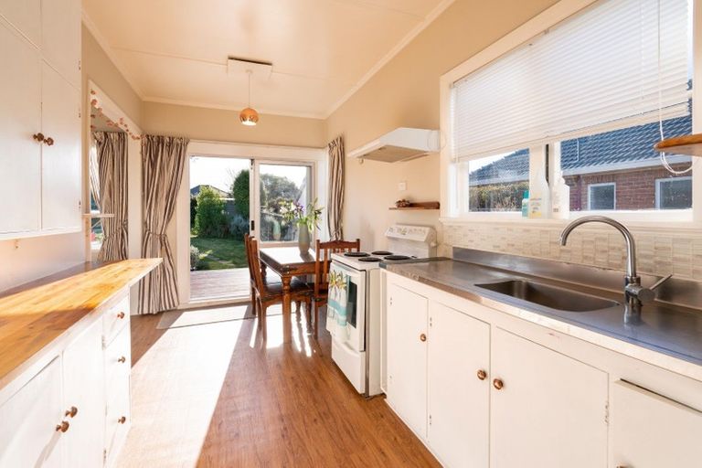 Photo of property in 37 Puketai Street, Andersons Bay, Dunedin, 9013