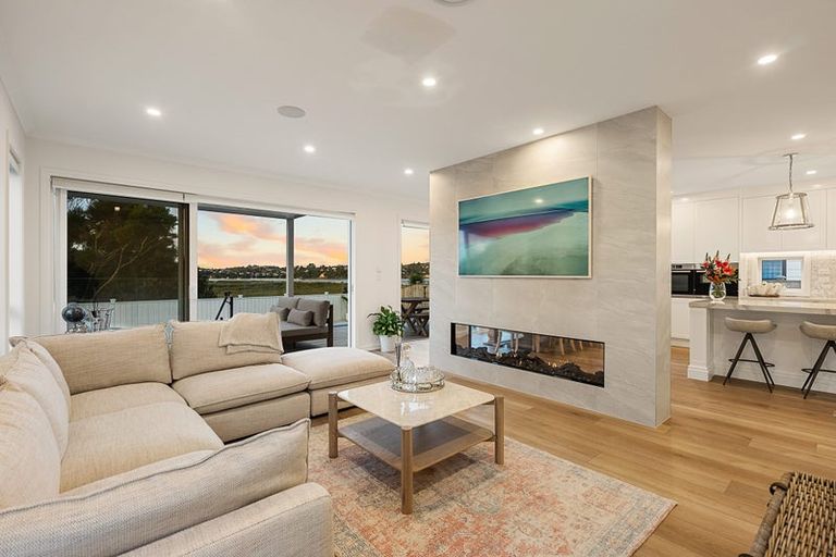 Photo of property in 22 Tai Crescent, Hobsonville, Auckland, 0616