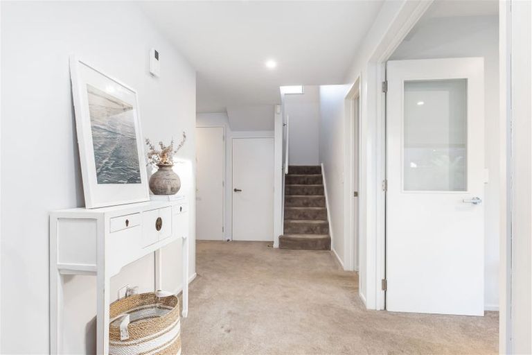 Photo of property in 2/58 Innes Road, St Albans, Christchurch, 8052