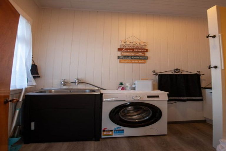 Photo of property in 12 Whitehaven Street, Lawrence, 9532