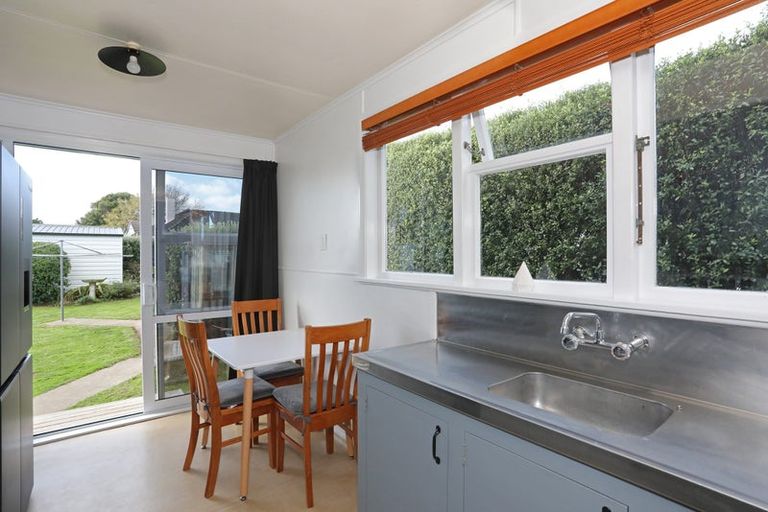 Photo of property in 10 Kittyhawk Row, Bulls, 4818