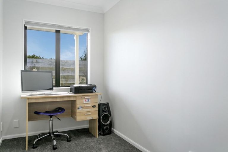 Photo of property in 56 Balmoral Drive, Hilltop, Taupo, 3330