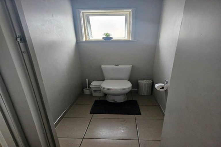 Photo of property in 1b Cassino Crescent, Onekawa, Napier, 4110