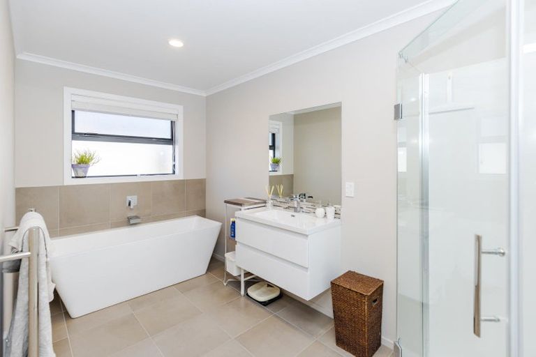 Photo of property in 10 Carlingford Rise, Dinsdale, Hamilton, 3204