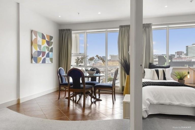 Photo of property in Stadium Garden Flats, 316/107 Thorndon Quay, Pipitea, Wellington, 6011